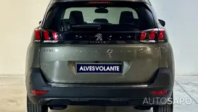 Peugeot 5008 1.2 PureTech Allure EAT8 de 2019