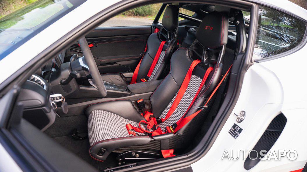 Porsche Cayman GT4 de 2016