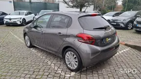Peugeot 208 1.2 PureTech Life Signature de 2019