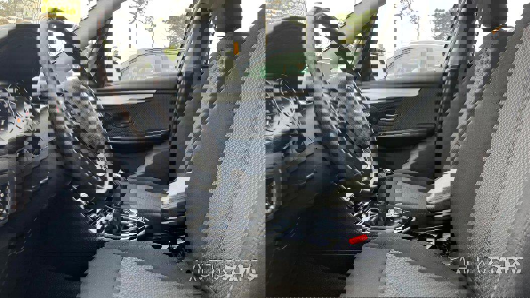 BMW Série 2 Active Tourer 216 d Advantage de 2019