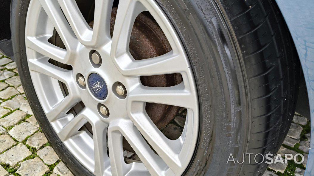 Ford Tourneo Courier 1.0 EcoBoost Titanium de 2019