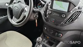 Ford Tourneo Courier 1.0 EcoBoost Titanium de 2019