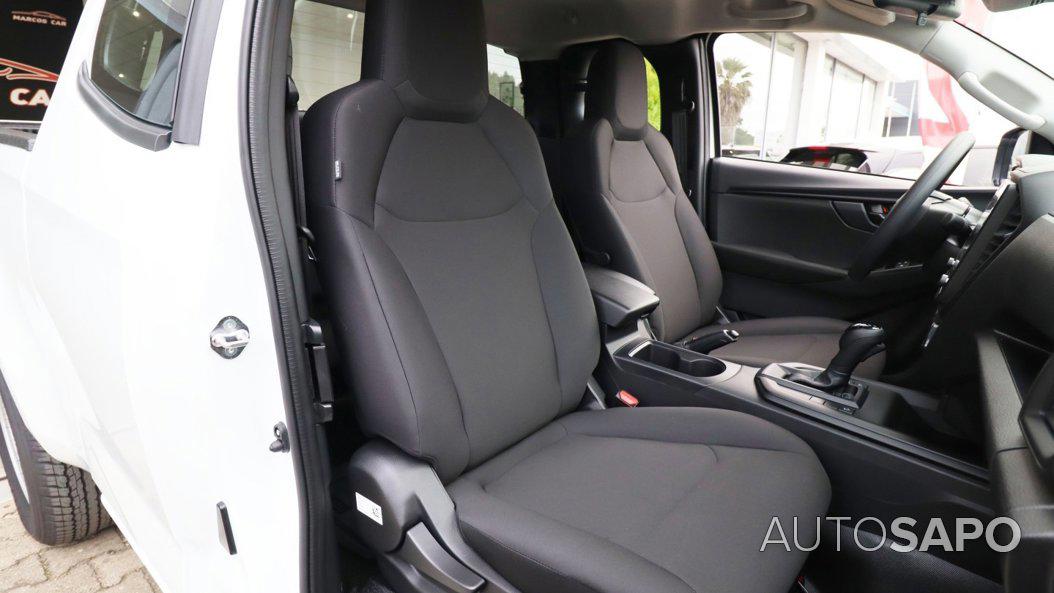 Isuzu D-Max 1.9 Ddi CD 4WD LS Auto de 2025