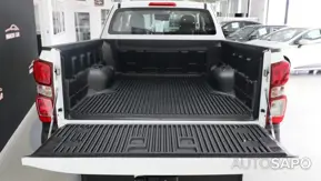 Isuzu D-Max 1.9 Ddi CD 4WD LS Auto de 2025