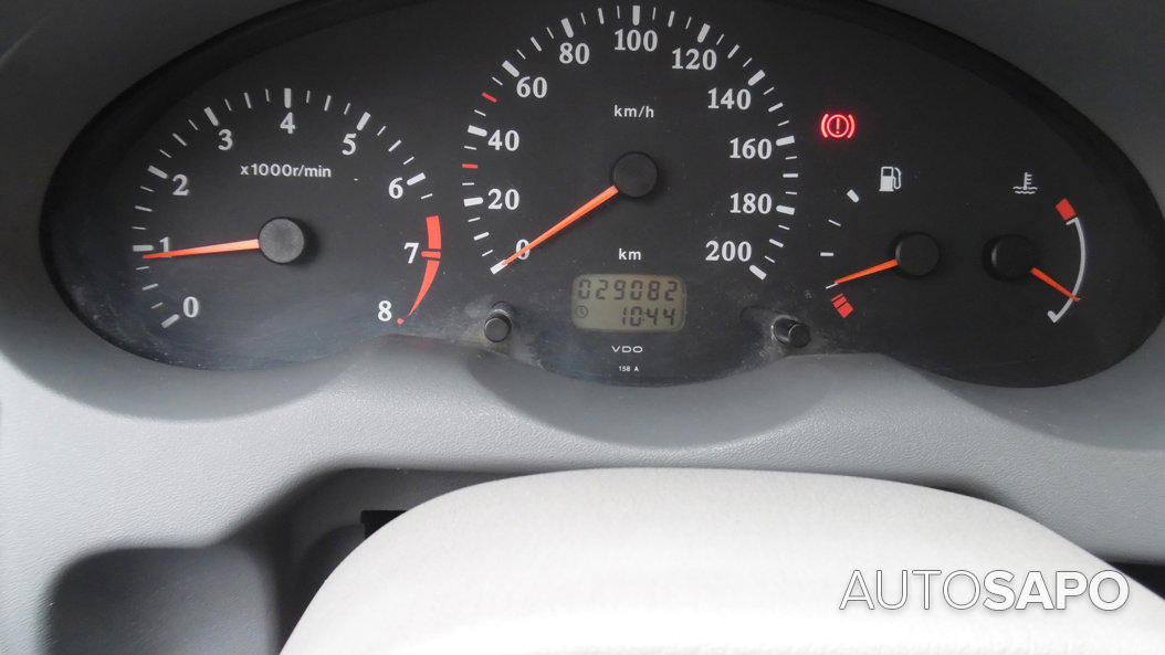 Nissan Micra 1.0 LX de 2001