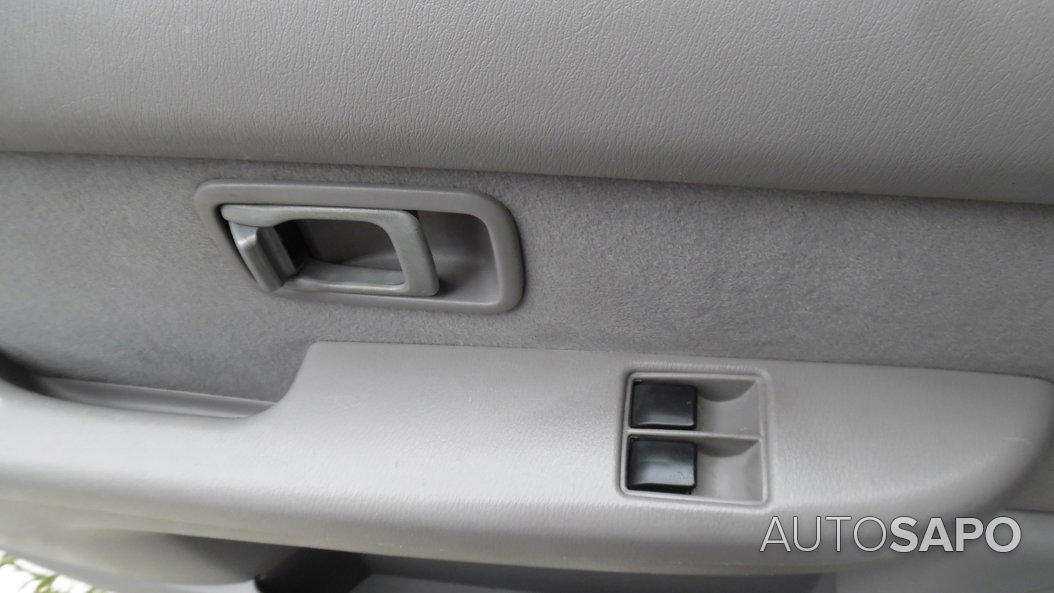 Nissan Micra 1.0 LX de 2001