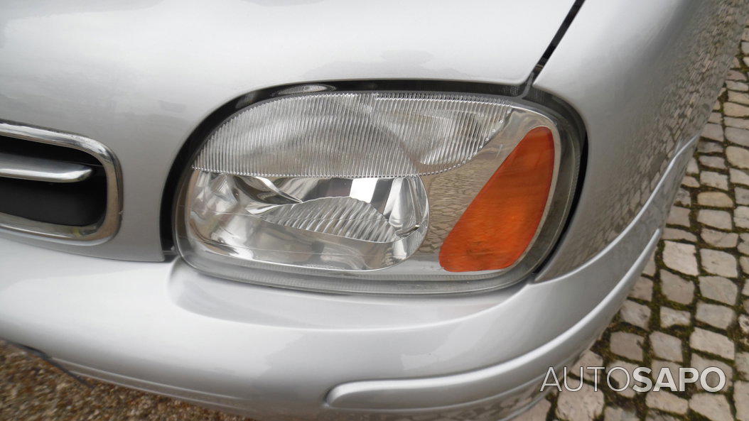 Nissan Micra 1.0 LX de 2001