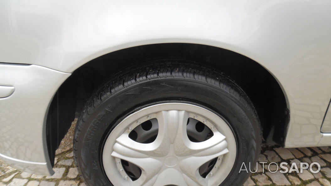 Nissan Micra 1.0 LX de 2001