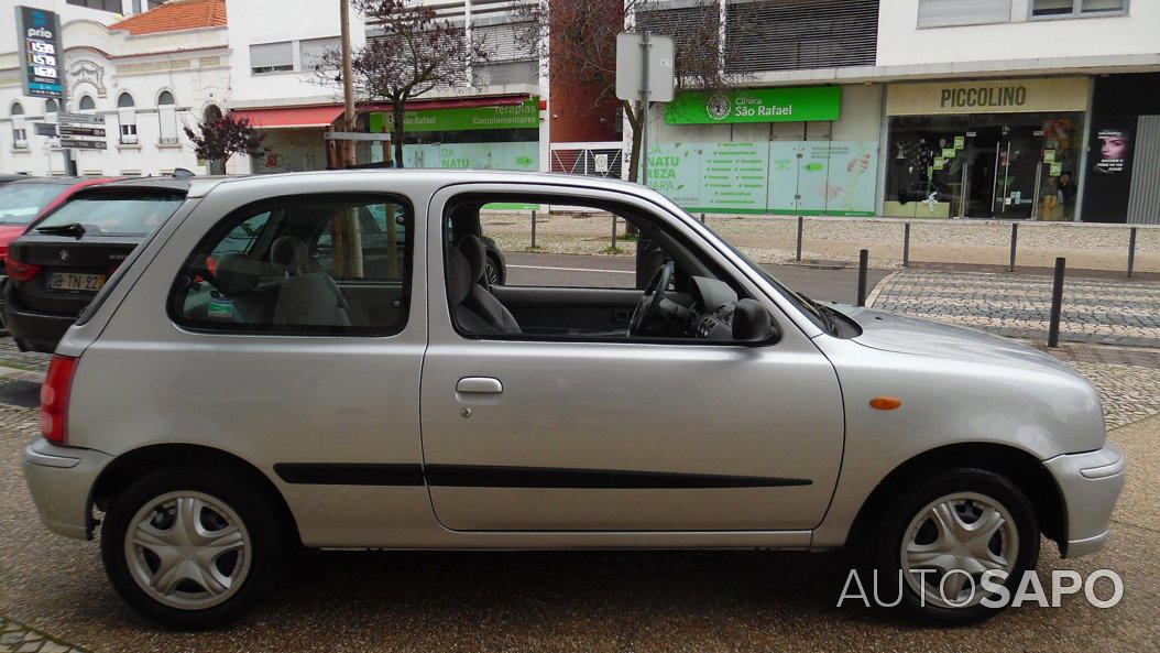 Nissan Micra 1.0 LX de 2001