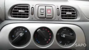 Nissan Micra 1.0 LX de 2001