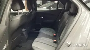 Peugeot 2008 1.2 PureTech Allure de 2025