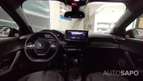 Peugeot 2008 1.2 PureTech Allure de 2025