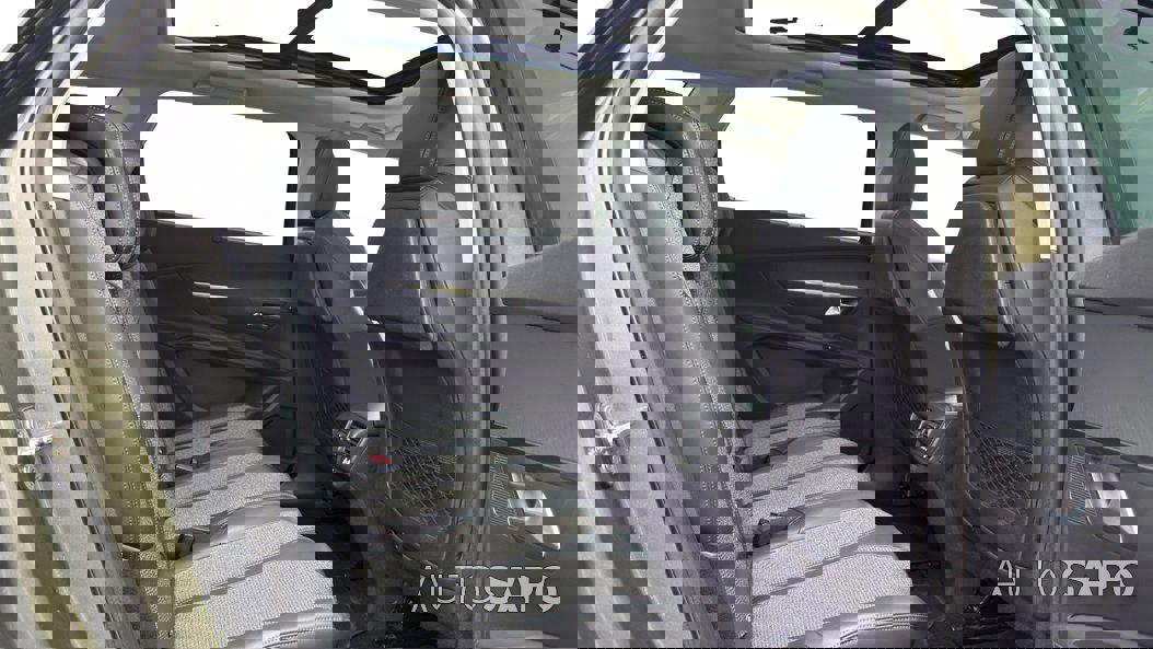 Peugeot 5008 1.2 PureTech Allure EAT6 de 2017