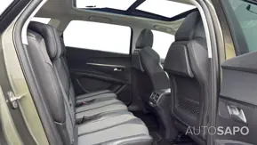 Peugeot 5008 1.2 PureTech Allure EAT6 de 2017