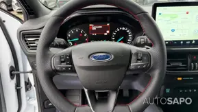 Ford Focus 1.0 EcoBoost MHEV ST-Line de 2025