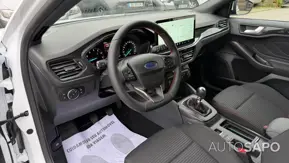 Ford Focus 1.0 EcoBoost MHEV ST-Line de 2025