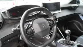 Peugeot 2008 1.2 PureTech Allure de 2020