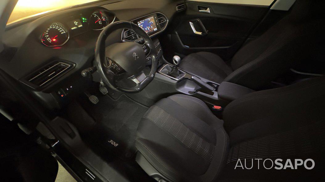 Peugeot 308 1.6 BlueHDi Active de 2015