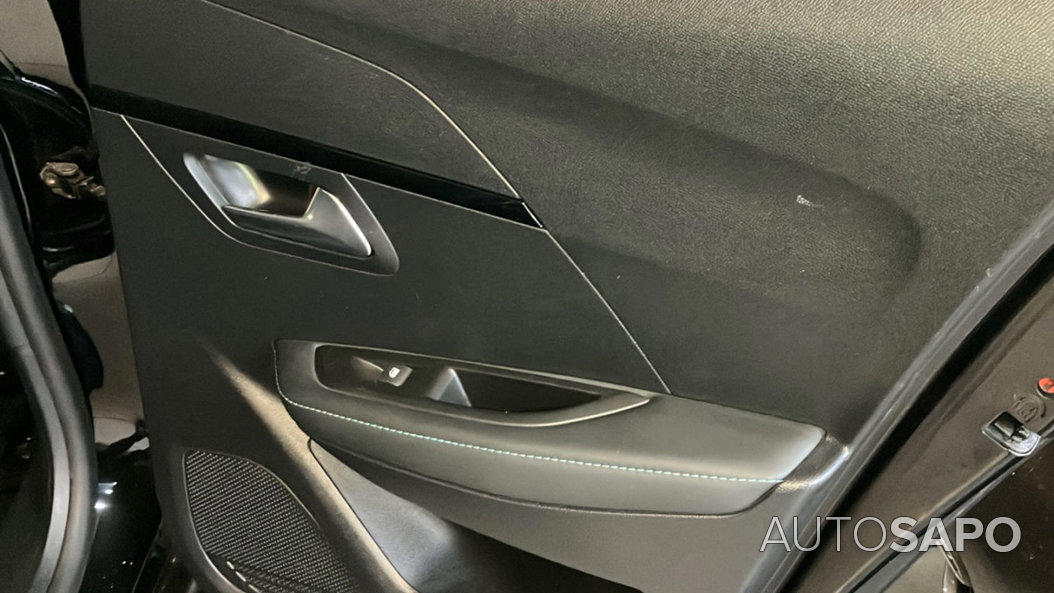 Peugeot E-208 de 2020