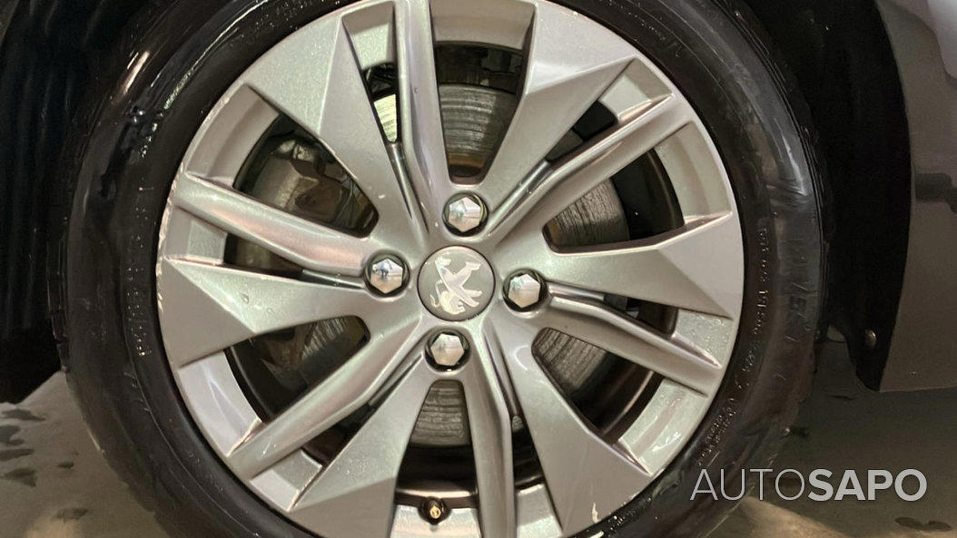 Peugeot E-208 de 2020