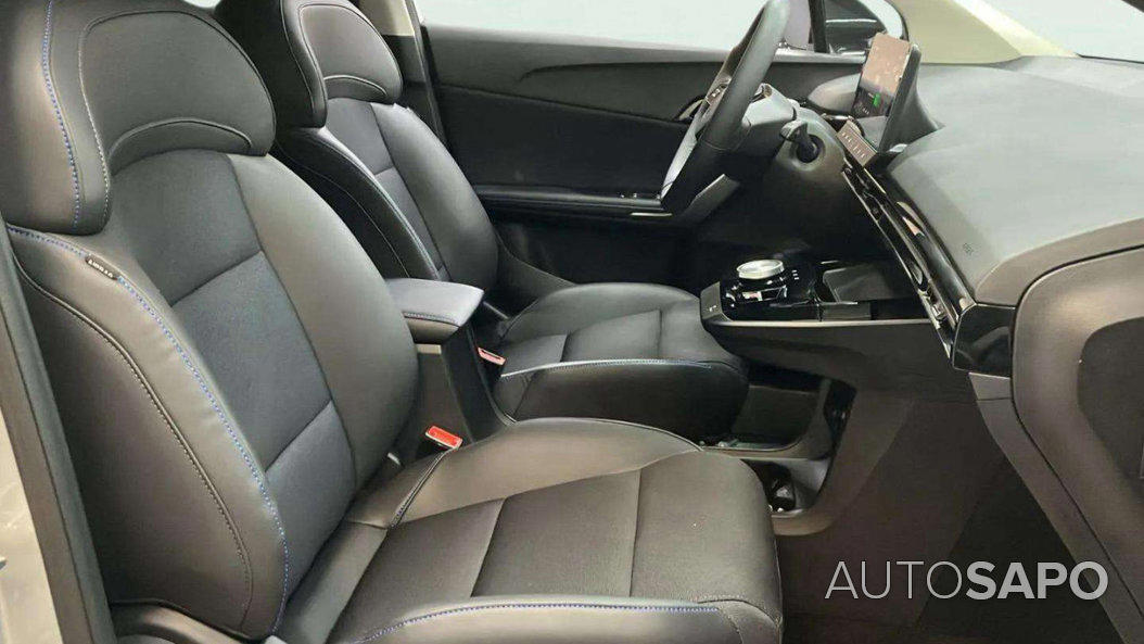 MG MG4 64 kWh Luxury de 2025