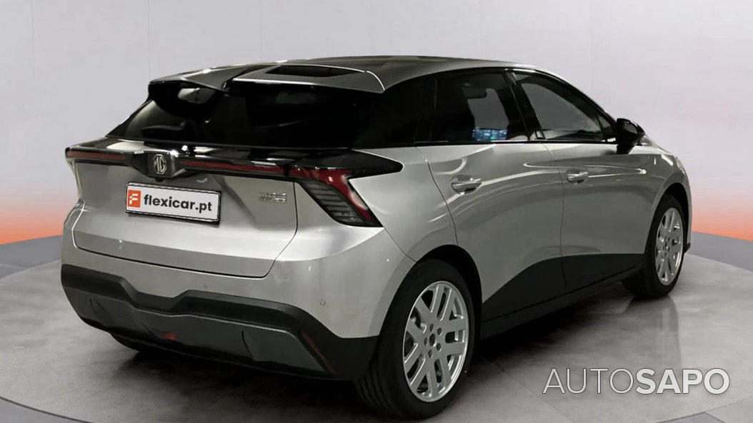 MG MG4 64 kWh Luxury de 2025