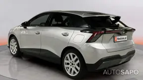 MG MG4 64 kWh Luxury de 2025