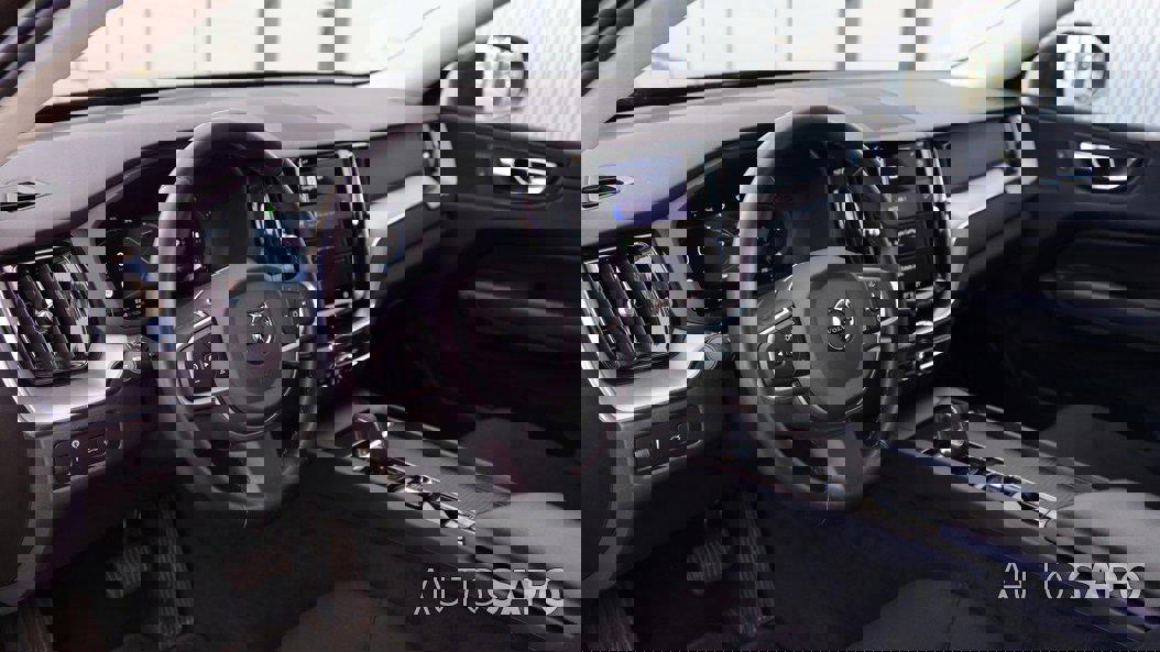 Volvo XC60 2.0 B4 Momentum Plus de 2021