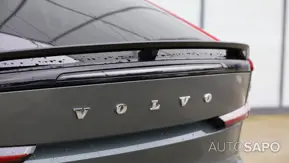 Volvo EC40 de 2025