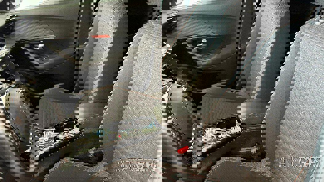 Peugeot e-2008 de 2021