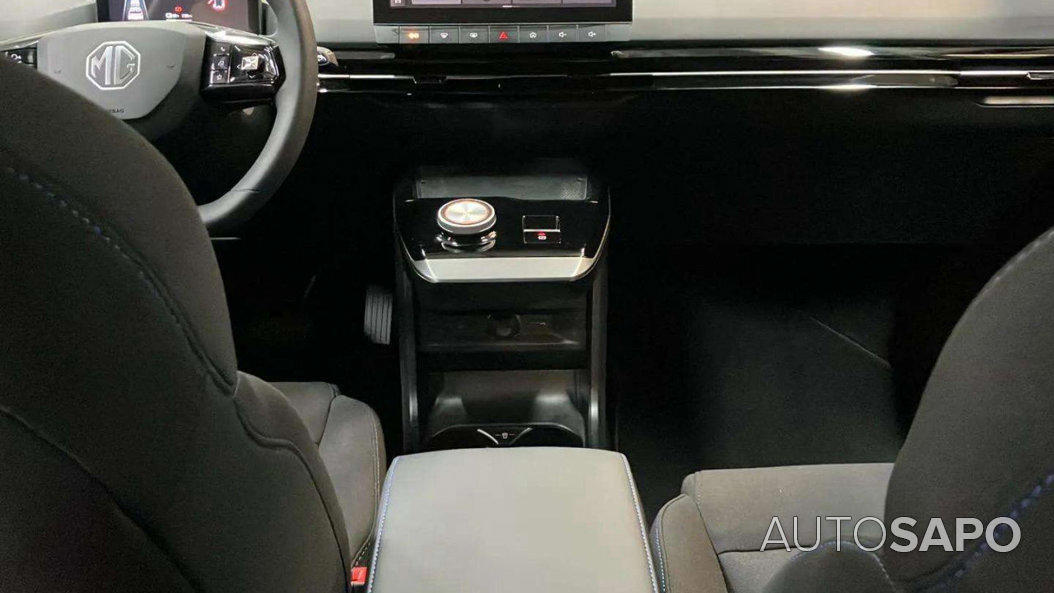 MG MG4 51 kWh Standard de 2025