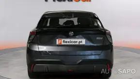 MG MG4 51 kWh Standard de 2025