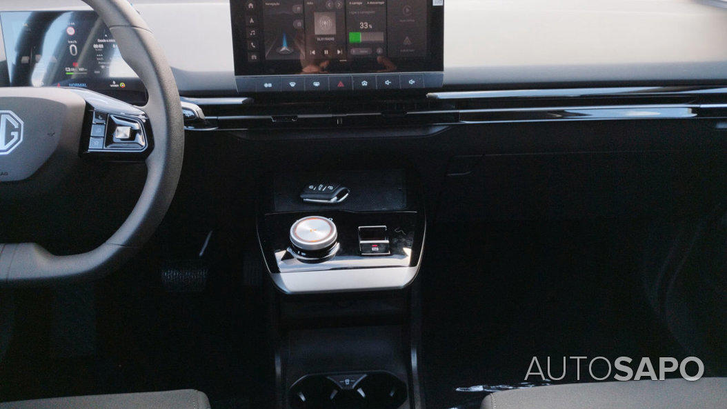 MG MG4 51 kWh Standard de 2025