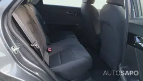 MG MG4 51 kWh Standard de 2025