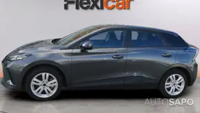 MG MG4 51 kWh Standard de 2025