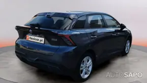 MG MG4 51 kWh Standard de 2025