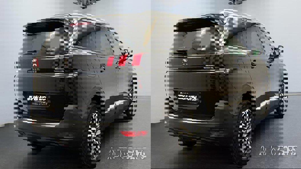 Peugeot 5008 de 2023