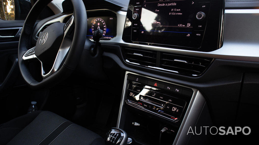 Volkswagen T-Roc 1.0 TSI de 2024