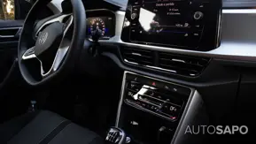 Volkswagen T-Roc 1.0 TSI de 2024