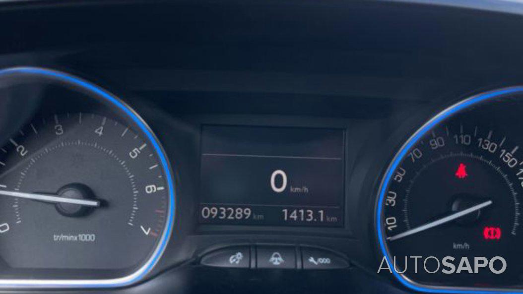 Peugeot 2008 1.2 PureTech Active de 2016