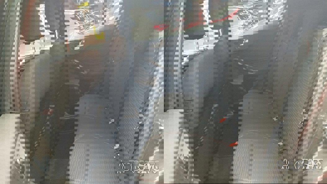 Ford Focus 1.0 EcoBoost MHEV ST-Line de 2026