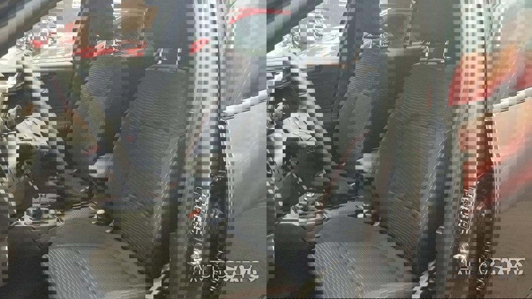 Ford Focus 1.0 EcoBoost MHEV ST-Line de 2026