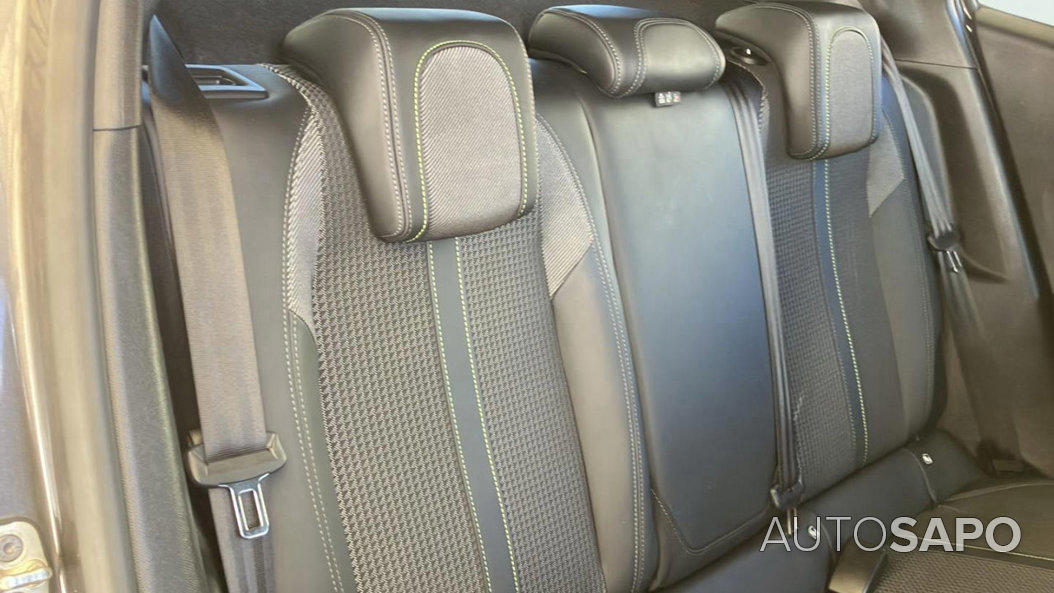 Peugeot 2008 1.2 PureTech GT Line EAT8 de 2022