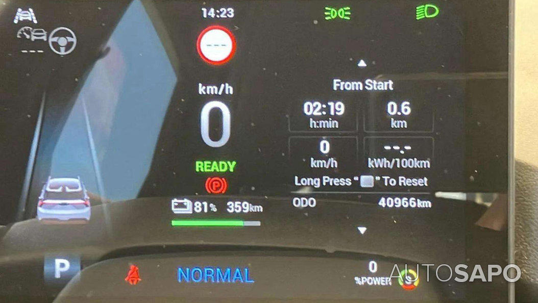 MG MG4 51 kWh Standard de 2025