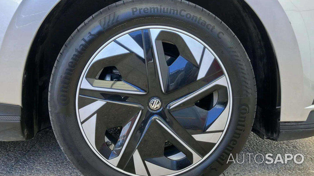 MG MG4 51 kWh Standard de 2025