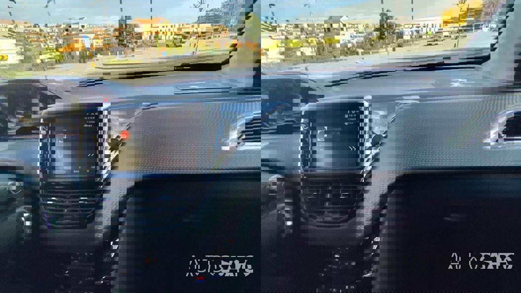 Peugeot 208 1.2 PureTech GT de 2017