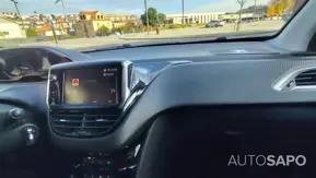 Peugeot 208 1.2 PureTech GT de 2017