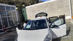 Peugeot 208 1.2 PureTech GT de 2017