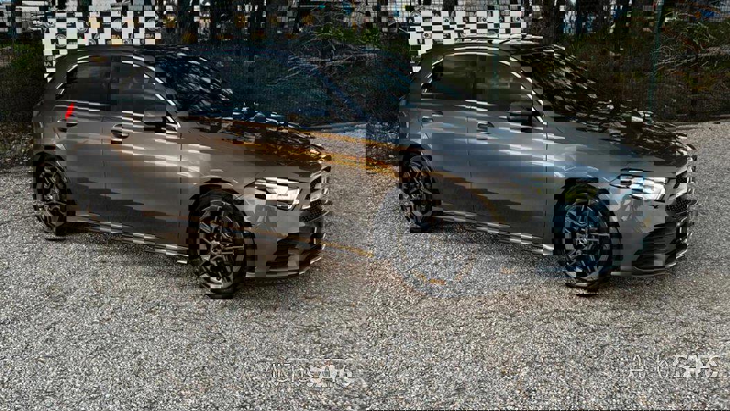 Mercedes-Benz Classe A 180 d AMG Line Aut. de 2021