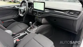 Ford Focus 1.0 EcoBoost MHEV ST-Line de 2025